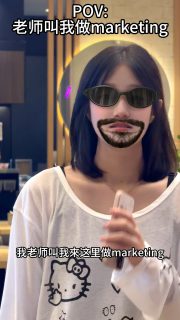 #SUS日常小剧场
📹「我广告老师说这支 marketing video 破 200 likes 才给加分。」😭
那一刻,广告课学生就是闪烁着清白且无助的打工魂🤪 眼里只有对 GPA 的渴望😌
于是,Term 3 的广告课学生全员直接来到位于新山Mid Valley Southkey的客家餐馆《 #客人来 》进行硬核实战。拍摄现场 be like:
🎬 拍着擂茶冰淇淋,眼泪不争气地从嘴角流下来。
📸 拍着店里日常,心里算着还差多少个赞。
拍着拍着更是突然发现一个惊人内幕!
原来《客人来》和 S U S 居然是同一年(2004年)出生的!四舍五入,这叫【顶峰相见】!
👉 一个在 JB 认真传承客家风味逾20 年。
👉 一个在 JB 认真折磨(划掉)培养创作者 20 年。
只能说,能撑过 20 年的,除了实力,就是毅力。😌
「家人们,Call to Action 就是…… 动动手指点个赞!这位同学的 GPA 现在全靠你们积德了!救救孩子!」🙏
#SUS广告课 #老师求放过 #新山客家菜 #当代大学生真实精神状态 #用点赞拯救一个GPA
"Please help... it's for an assignment." 😭 Matrix-level desperation from our Term 3 Advertising class.
Our students took over @hakkadelights at @midvalleysouthkey for a live-action marketing challenge. It’s all fun and games until you realize your grades depend on social media engagement.
Between drooling over their signature dishes and checking our analytics, we realized SUS and Ke Ren Lai are actually 2004 babies. Over two decades of feeding JB; one with amazing comfort food, and the other with endless creative inspiration. 🚀
Do us a solid: leave a like, save a creative's sanity, and support the local alliance. ✌️🔥
//
#SUS #SUSacademy #ShiftUrSense #DigitalDesign #Multimedia #GraphicDesign #3DModeling #Animation #VisualCommunication #Internship #Scholarship #奖学金 #设计教育 #招生进行中‼️
SUS Academy
📞 018-222 6206 (Enquiries)
📱 https://wa.link/zvdmza (Whatsapp)
📌 Menara Landmark, Unit 31-01, Level 31
12, Jalan Ngee Heng, 80000 Johor Bahru, Johor
🚗 Waze: https://waze.com/ul/hw23b34es9