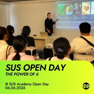 📢 S U S Open Day 《The Power of 6》完美收官啦!
真心感谢所有特地抽空(在六月六号,星期六)过来的同学们,还有一路陪同、超级有爱的爸爸妈妈们!有被你们现场的创造力和热情燃到。❤️
看着大家在现场把玩器材、调光影、用 AI 搞创作,应该发现了吧?
👉 设计和多媒体这东西,只要有人带,真的没想象中那么难,而且还好玩得要命!😎
🎁 开学大礼包限时抓紧:
最后一波入学送 Laptop / iPad 的全套装备福利还在倒计时!名额真的快见底了。不想开学时别人已经开始做 Portfolio 了,你还在烦买什么电脑的话,赶紧点击链接直接卡位:
🔗 https://wa.link/zvdmza
Mission accomplished! Thanks for making our "The Power of 6" on June 6th unforgettable.
To every student and parent who came out to explore SUS Academy—thank you! The vibe was immaculate, and watching you guys turn zero foundation into cool creative concepts in just a few hours was the highlight of our weekend.
If you left the campus feeling inspired and ready to unlock your creator era for the upcoming semester, here is your chance to lock it in.
Our SUS Starter Pack (giving you a brand new Laptop or iPad on us) is down to the last few remaining slots. Don't launch into the new semester empty-handed while the rest of the squad is already rendering projects.
Hit the link, chat with us, and let's get you ready for day one! 🏃♂️💨
🔗 https://wa.link/zvdmza
//
#SUSAcademy #ShiftUrSense #DigitalDesign #Multimedia #GraphicDesign #3DModeling #Animation #VisualCommunication #Internship #Scholarship #奖学金 #设计教育 #招生进行中‼️
SUS Academy
📞 018-222 6206 (Enquiries)
📱 https://wa.link/zvdmza (Whatsapp)
📌 Menara Landmark, Unit 31-01, Level 31
12, Jalan Ngee Heng, 80000 Johor Bahru, Johor
🚗 Waze: https://waze.com/ul/hw23b34es9